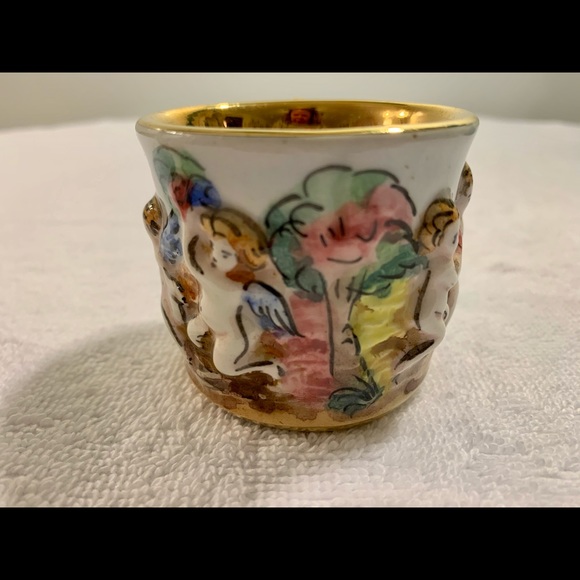 Vintage Signed Capodimonte Gilded Demitasse Cup - Picture 4 of 7